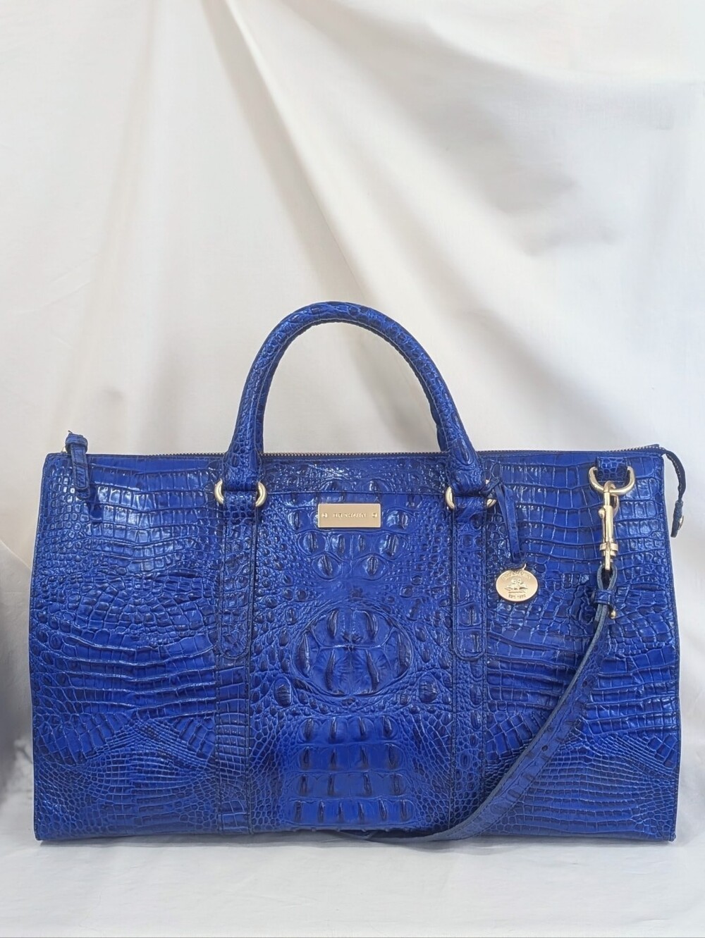 🔷 NWOT Brahmin Anywhere Weekender in Cobalt